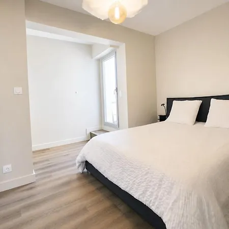 Elegance Et Confort Au Coeur D'aix Avec Garage Privatif Aix-les-Bains